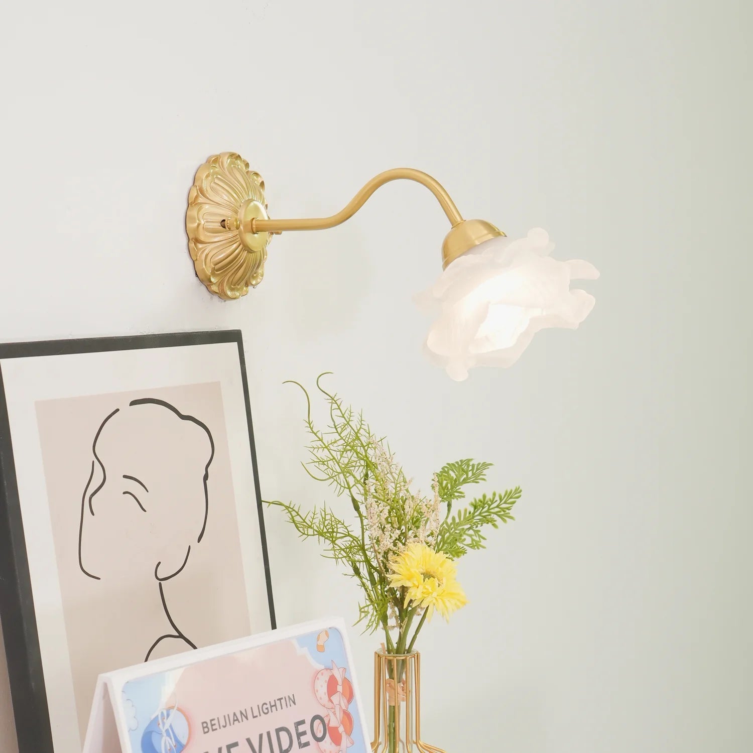 Rosette Messingwandlampe