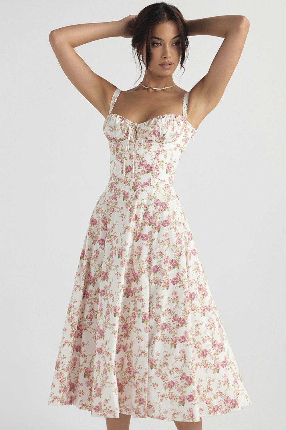 Midikleid mit Blumendruck und Schlitz