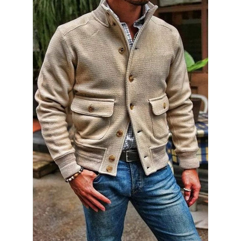 Herren Jacke mit Stehkragen und Taschen im klassischen Stil