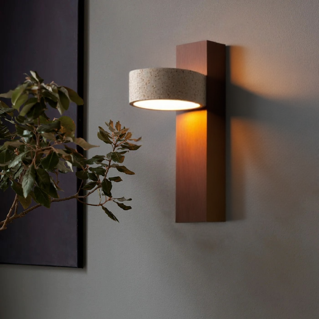 Off-White Travertin-Wandlampe