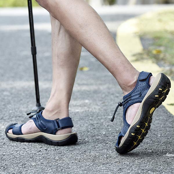 Outdoor Herren-Sandalen mit Zehenschutz und rutschfester Sohle