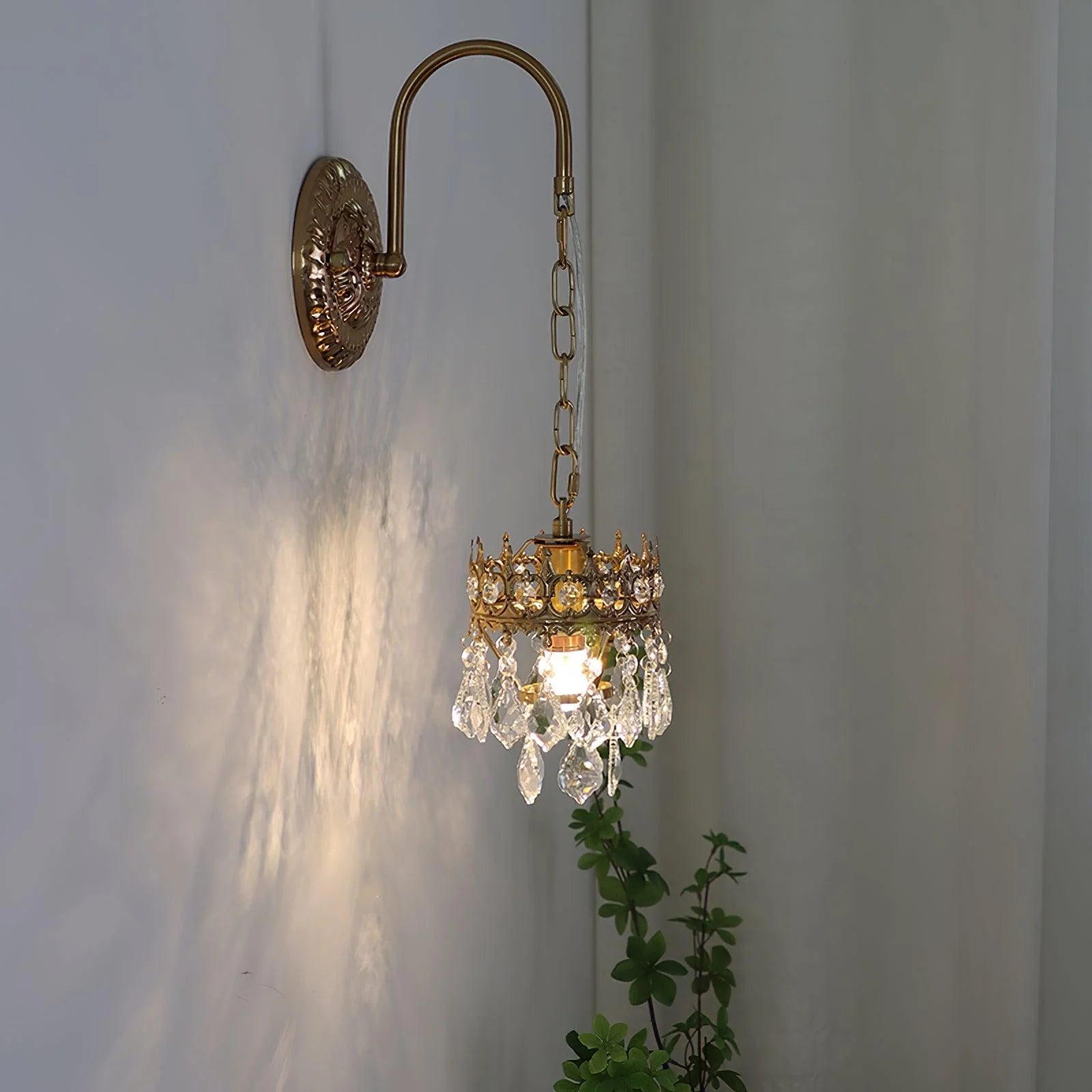 Klassische Kristall Wandleuchte mit warmem LED-Licht