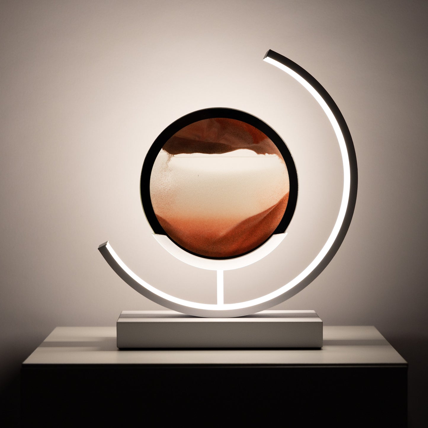 EvoLight - Moderne LED-Tischleuchte mit dimmbarer Beleuchtung und schlankem Design