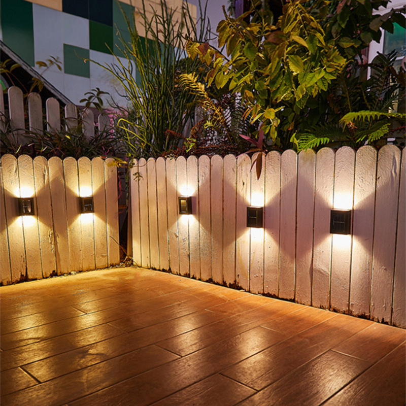 LED Wandlampe mit Solarenergie – Automatische Funktion