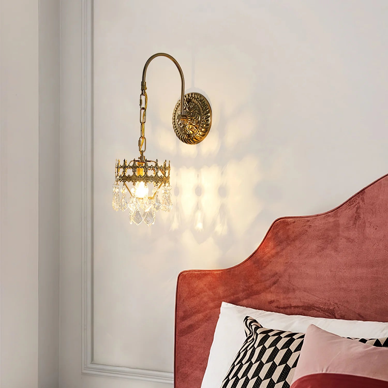 Klassische Kristall Wandleuchte mit warmem LED-Licht