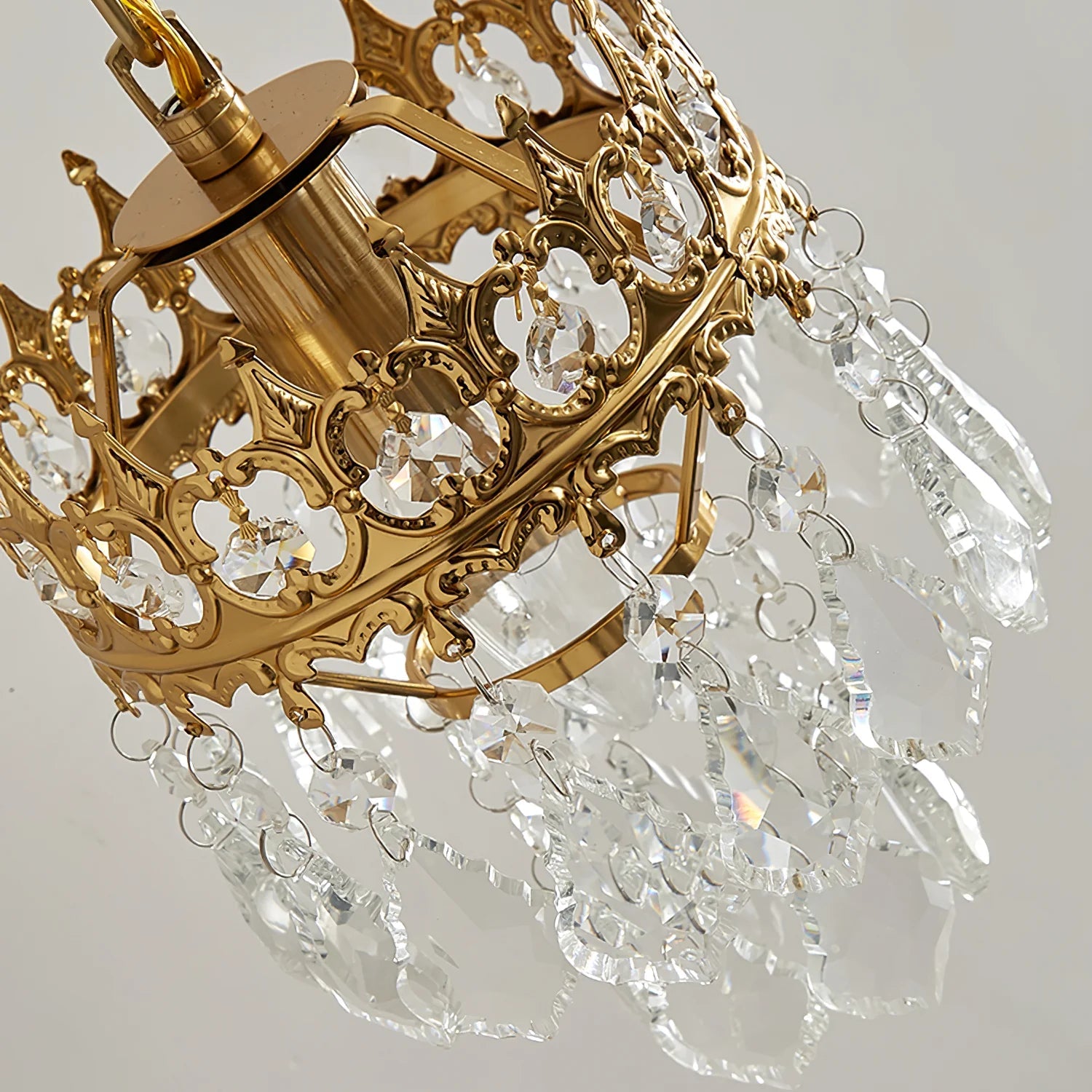 Klassische Kristall Wandleuchte mit warmem LED-Licht