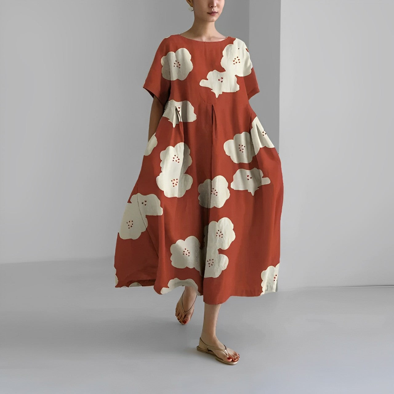 Locker geschnittenes Midikleid mit farbenfrohem Blumenprint