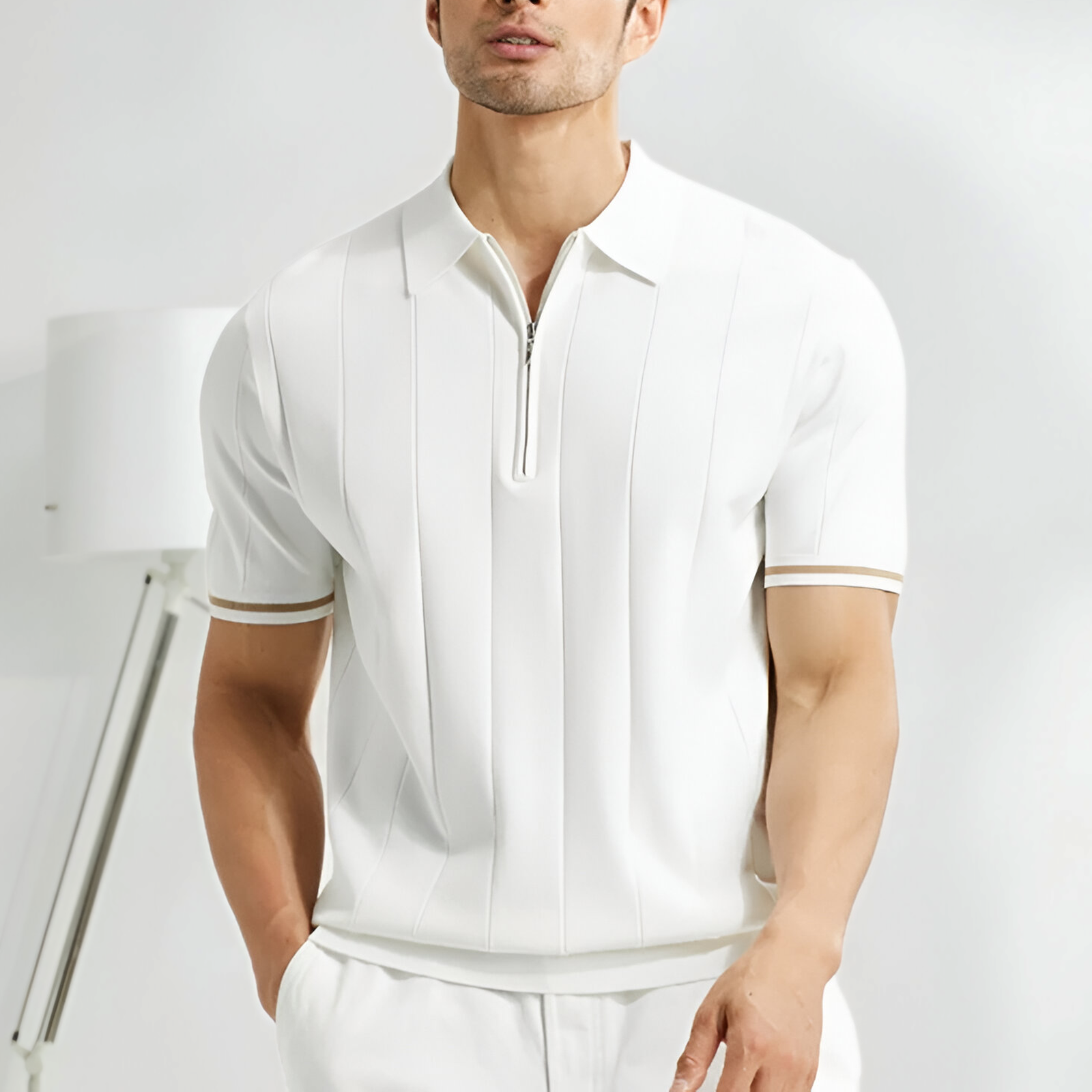 Herren Strickpolo mit Reißverschlusskragen im modernen Stil