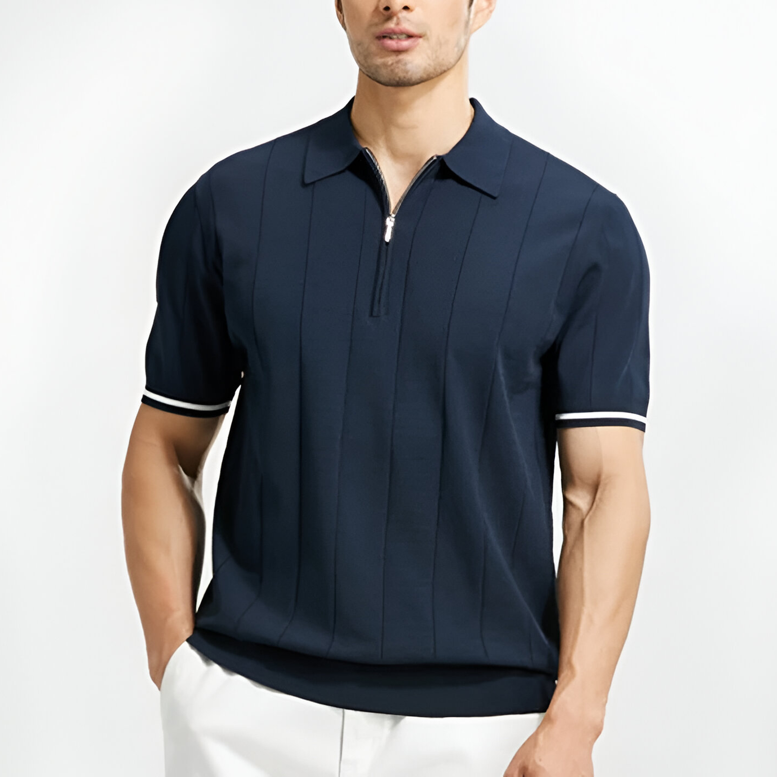 Herren Strickpolo mit Reißverschlusskragen im modernen Stil