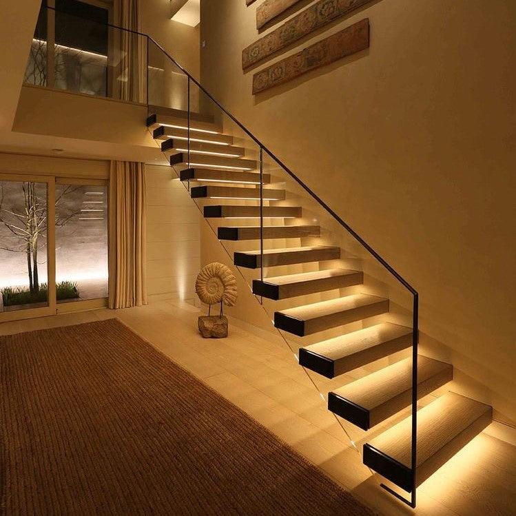 LumiSense Bar – Drahtlose LED-Leuchtenarmatur mit Bewegungssensor & USB/AAA-Stromversorgung