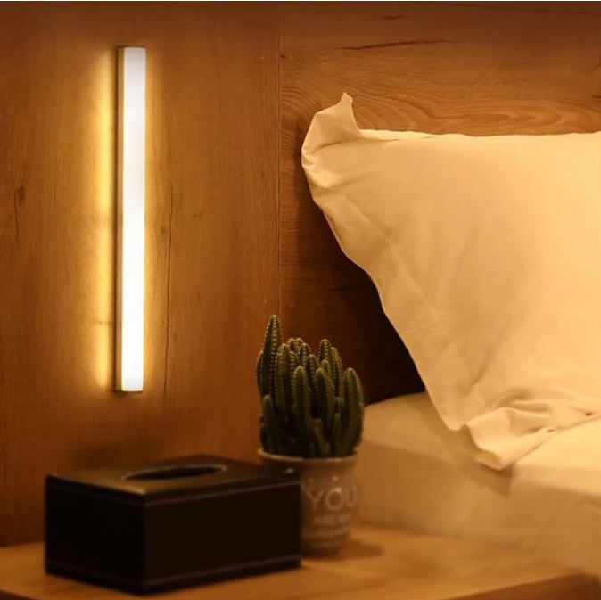 LumiSense Bar – Drahtlose LED-Leuchtenarmatur mit Bewegungssensor & USB/AAA-Stromversorgung