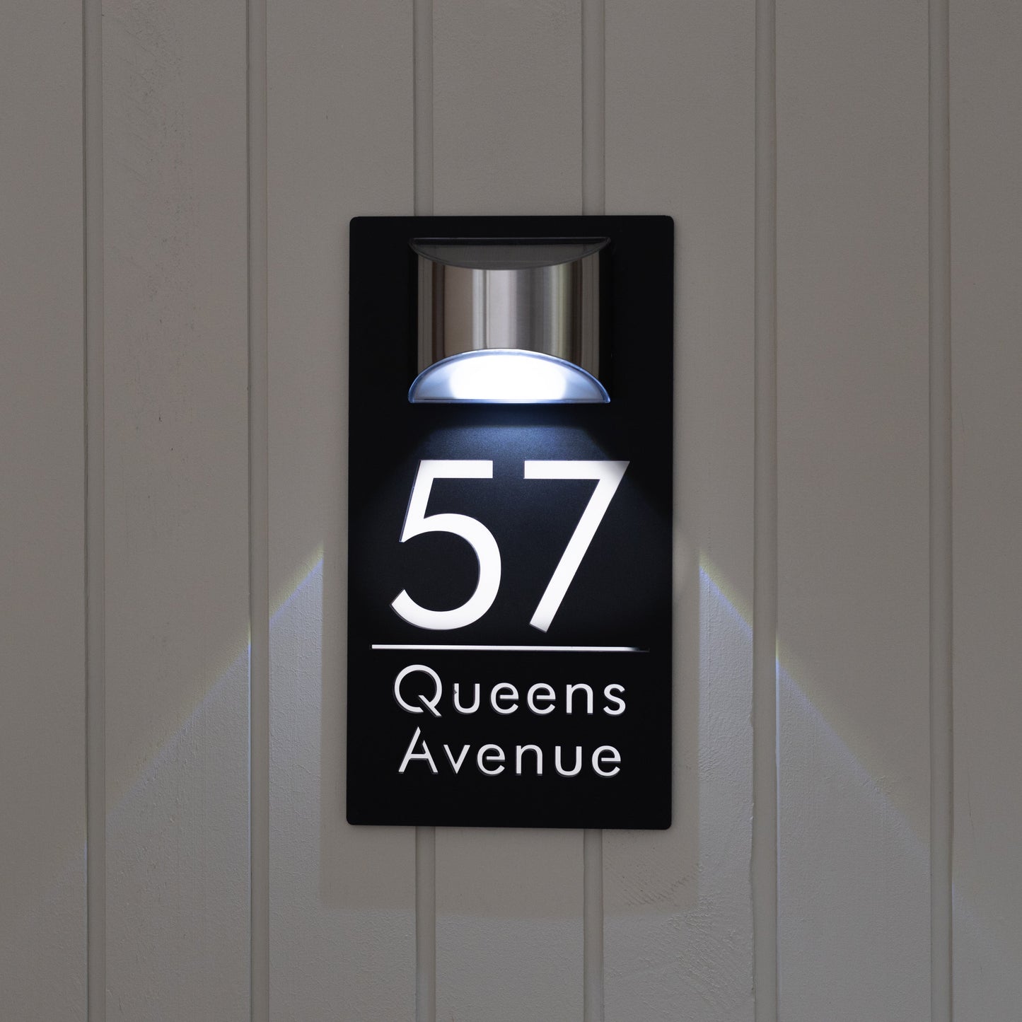 Personalisierte moderne Solar-Haustürschild