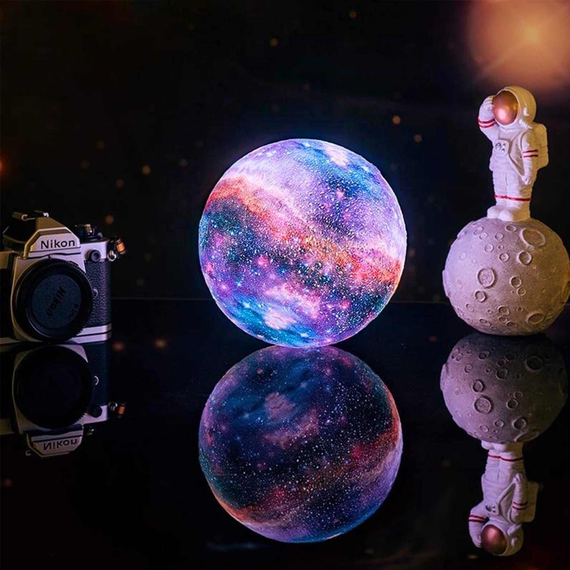 GALAXY MOONLAMP – 3D-Mondlampe mit 16 Farben & Holzständer