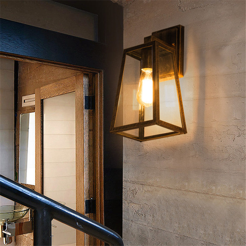 Retro nordische industrielle Wandlampe im Freien