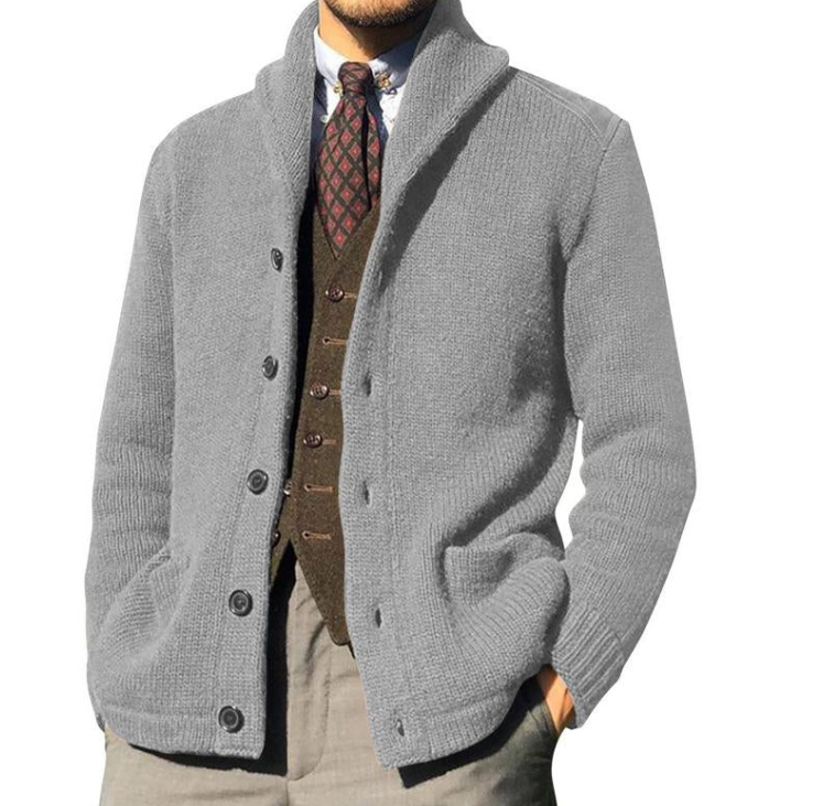 Klassisch gestrickter Herren-Cardigan mit Knöpfen