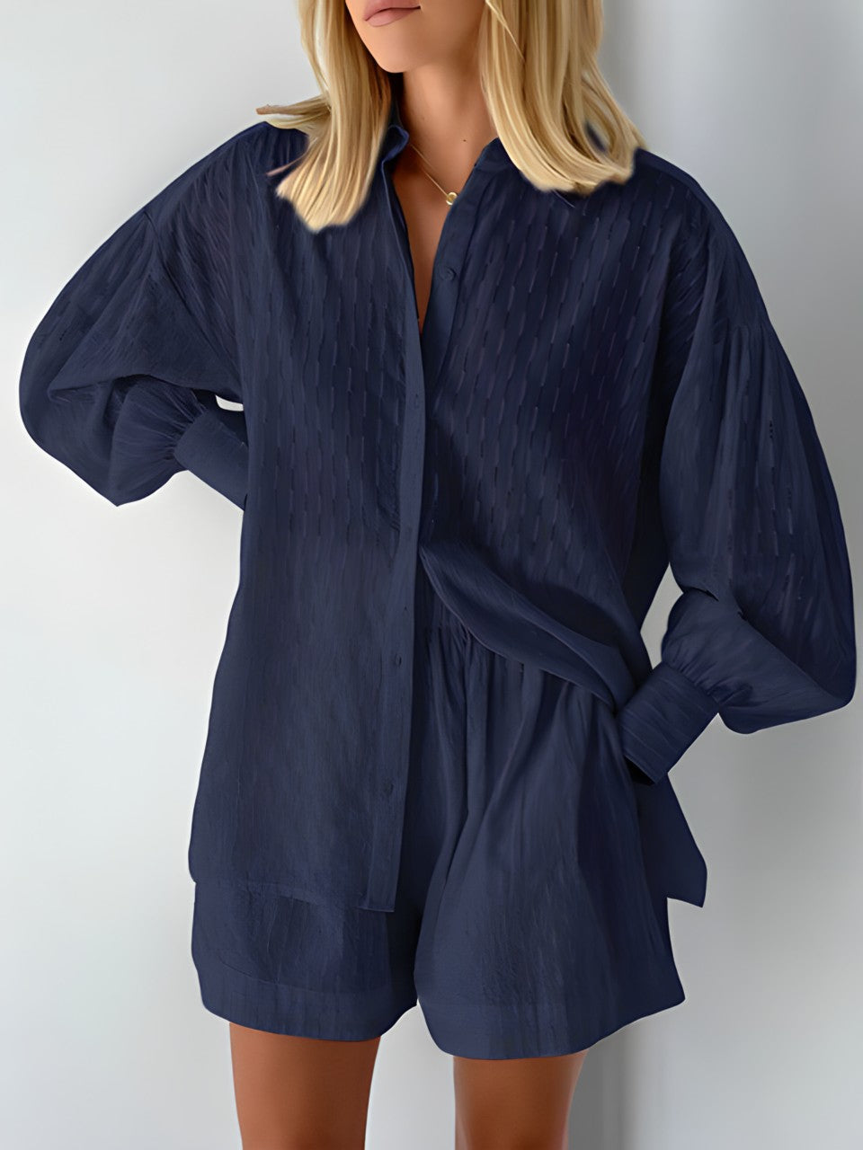 Zweiteiliges Sommer-Set für Damen aus Bluse und Shorts – Luftig & Stilvoll