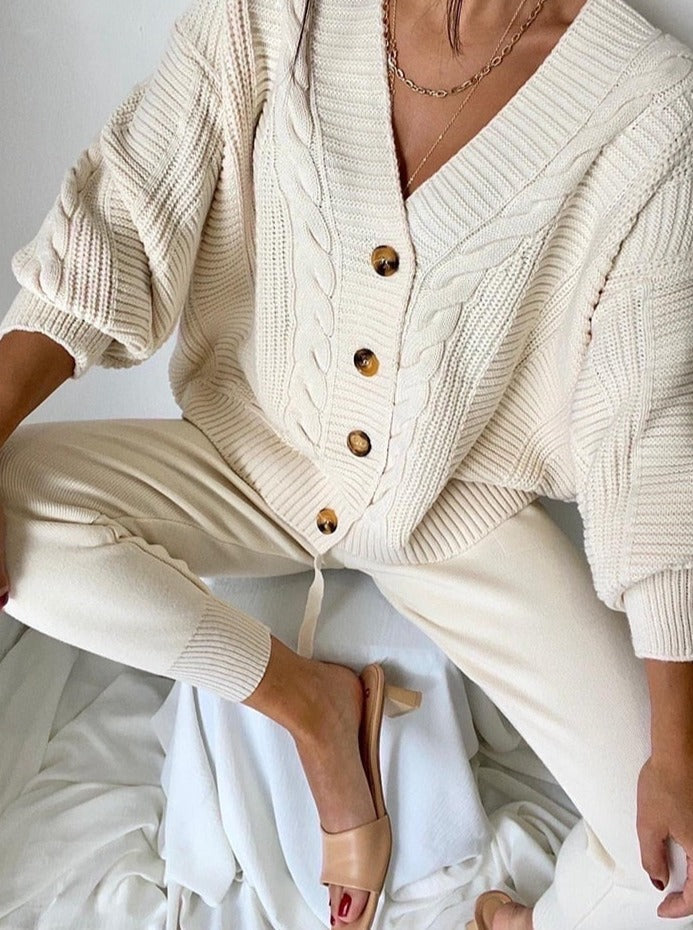 Damen Strick-Zweiteiler mit Cardigan und Hose gemütlich für Herbst und Winter