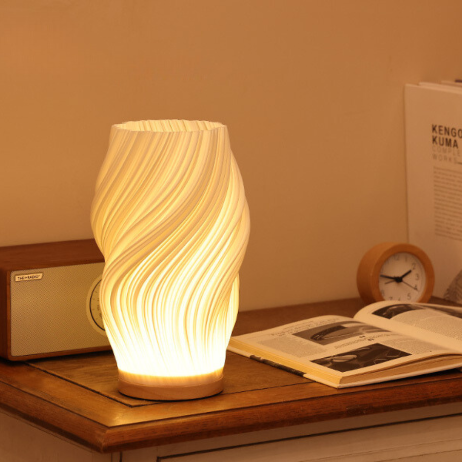 LED Tischlampe Wellenstruktur – Dimmbare Designerlampe mit USB-Anschluss