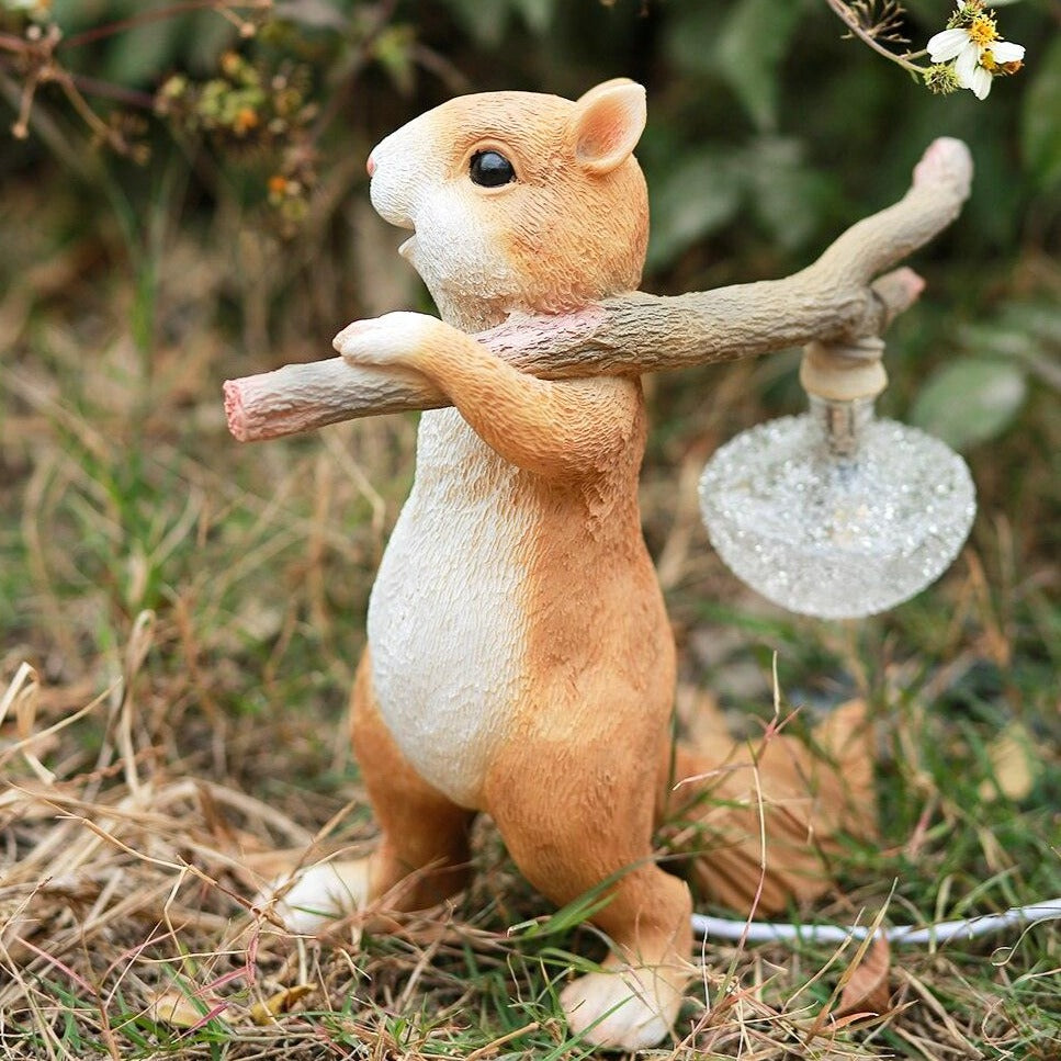 NutroLux Tischlampe Eichhörnchen Deko LED Gold für Wohnzimmer