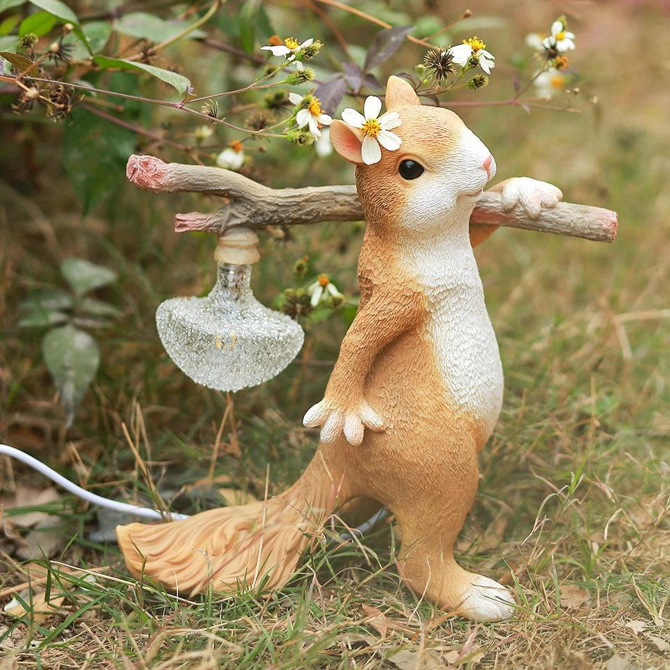 NutroLux Tischlampe Eichhörnchen Deko LED Gold für Wohnzimmer