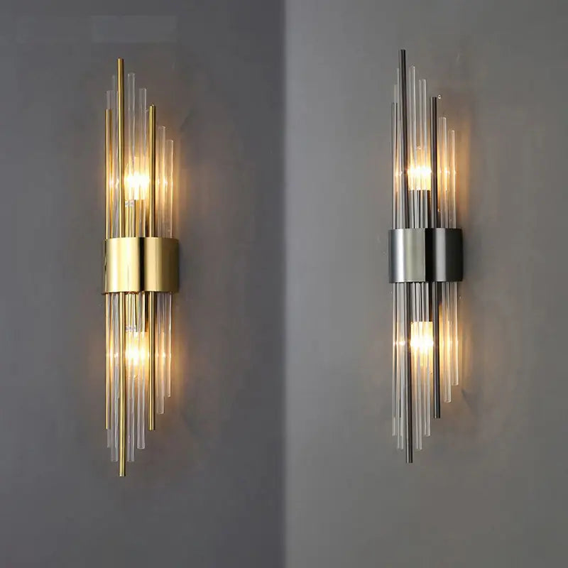 Schicke nordische moderne Goldwandlampe