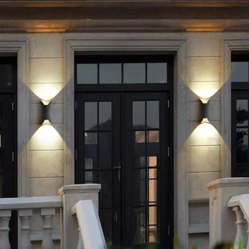 Orr Curved Outdoor LED Light – Wetterfeste Wandleuchte mit IP65 Schutz