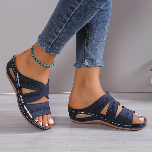 Damen Sommerschuhe mit Kreuzriemen und Keilabsatz