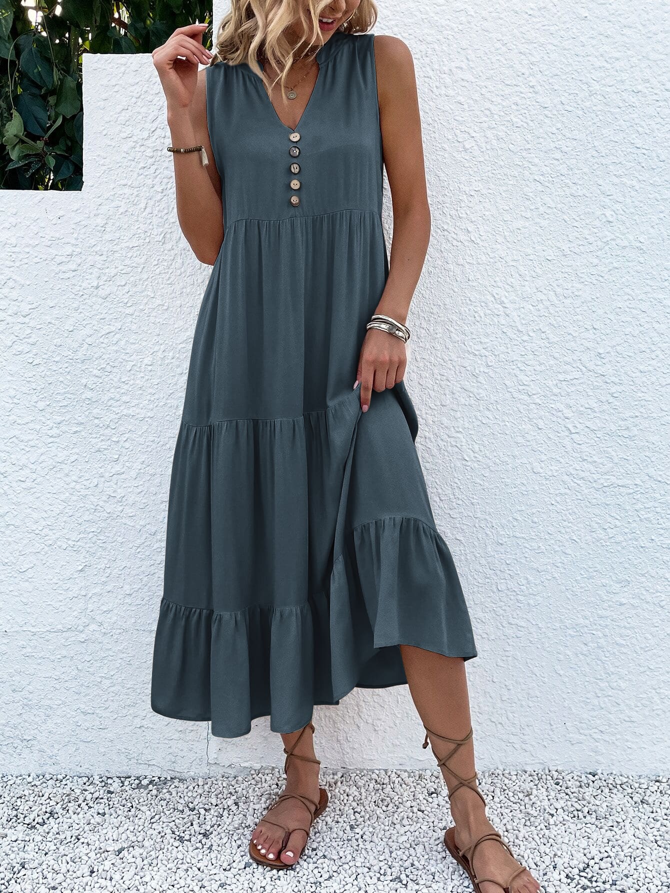 Sommerkleid Damen ärmellos mit Knopfleiste und Stufenrock luftig bequem