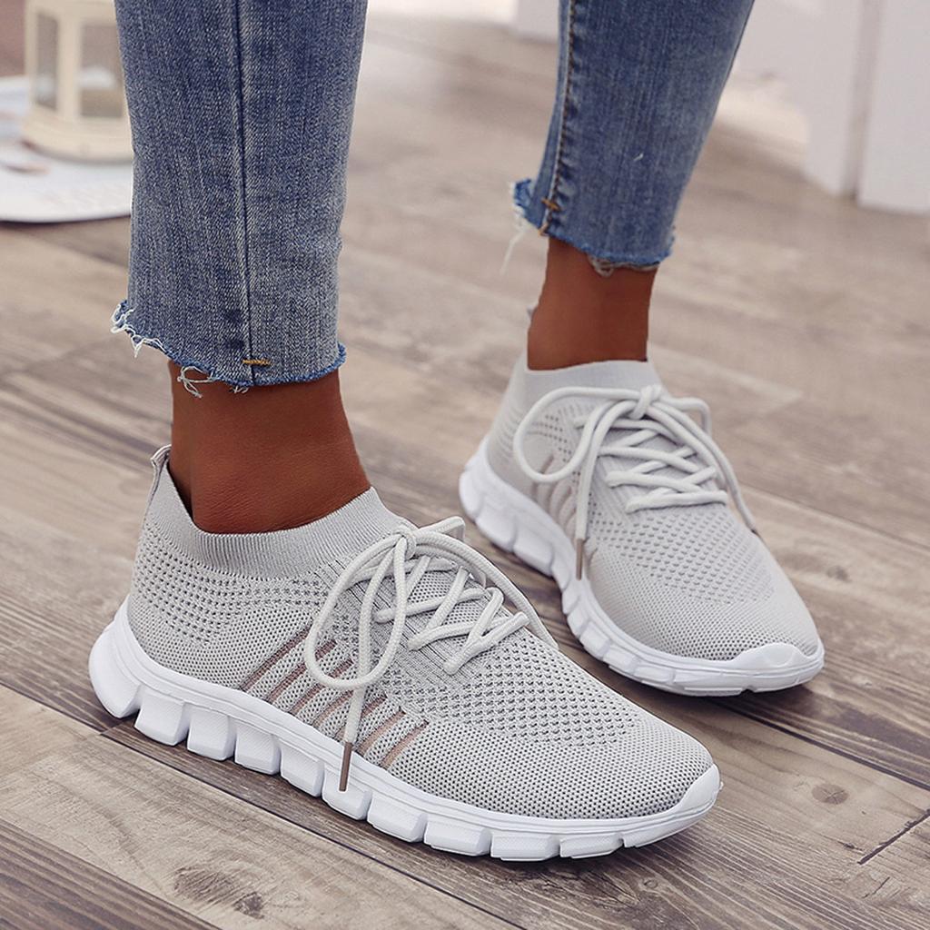 Bequeme Damen-Sneaker in leuchtenden Farben für Alltag und Freizeit