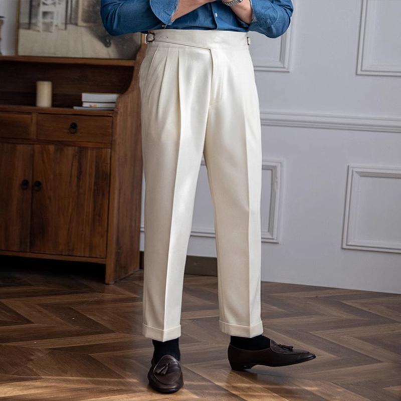 Herren Anzughose mit hohem Bund und schmalem geradem Bein im britischen Stil