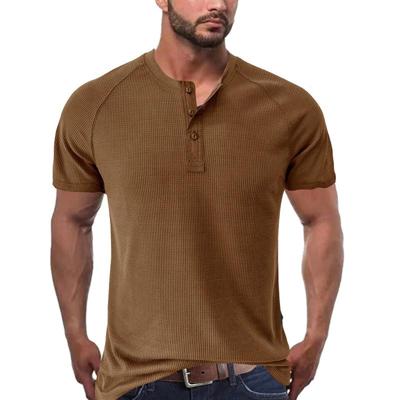 Herren Henleyshirt im Tough-Guy-Stil mit kurzen Ärmeln
