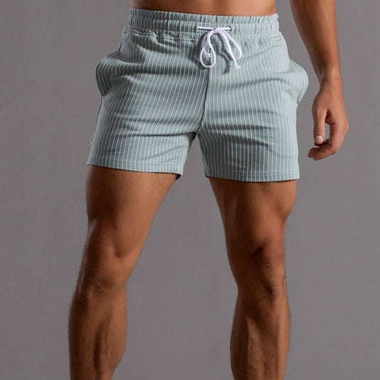 Sportliche Herren-Shorts mit körpernaher Passform und Kordelzug
