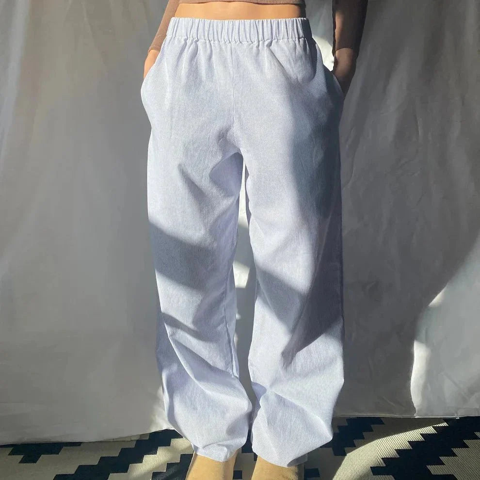 Damen Cordhose mit Gummibund und geradem Bein