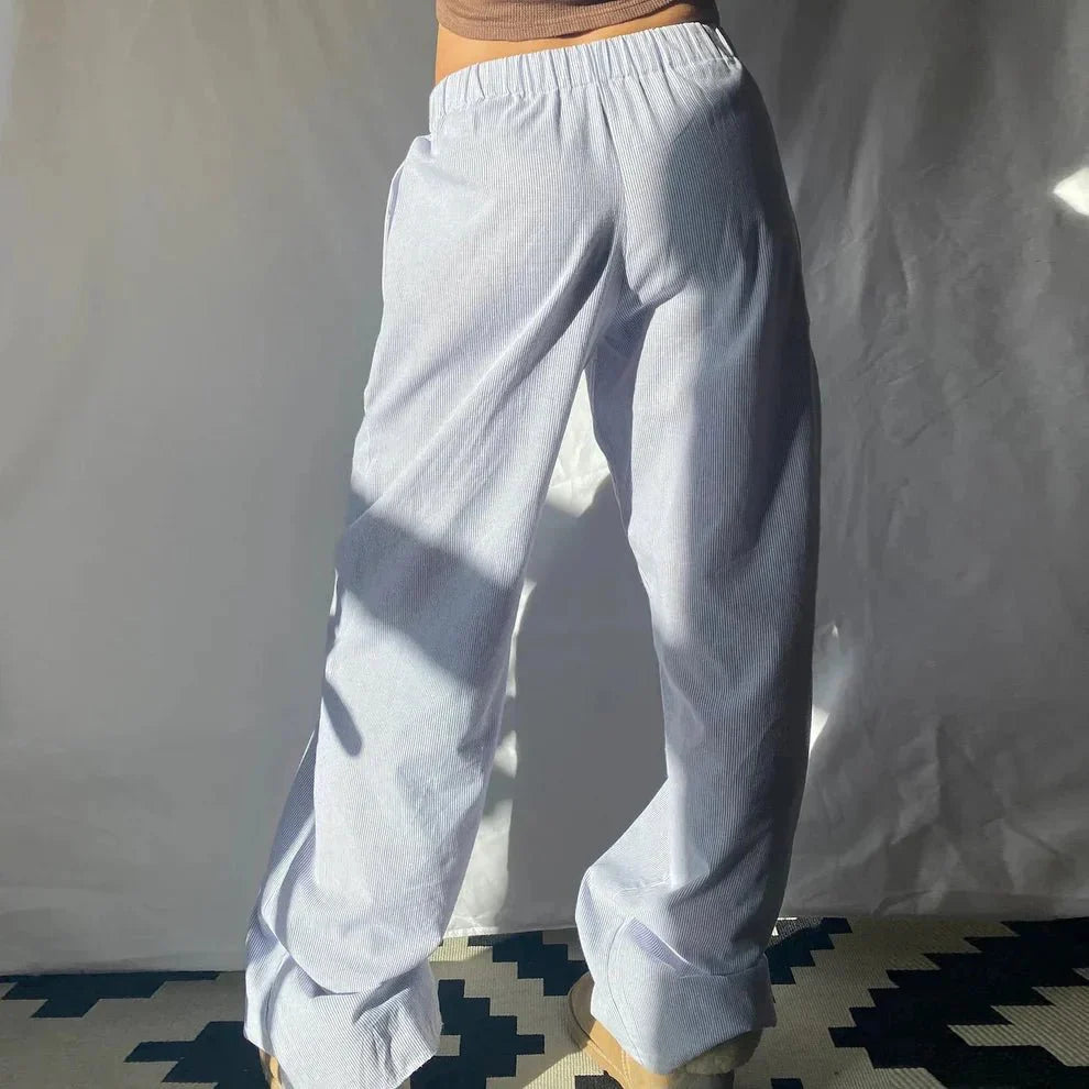 Damen Cordhose mit Gummibund und geradem Bein