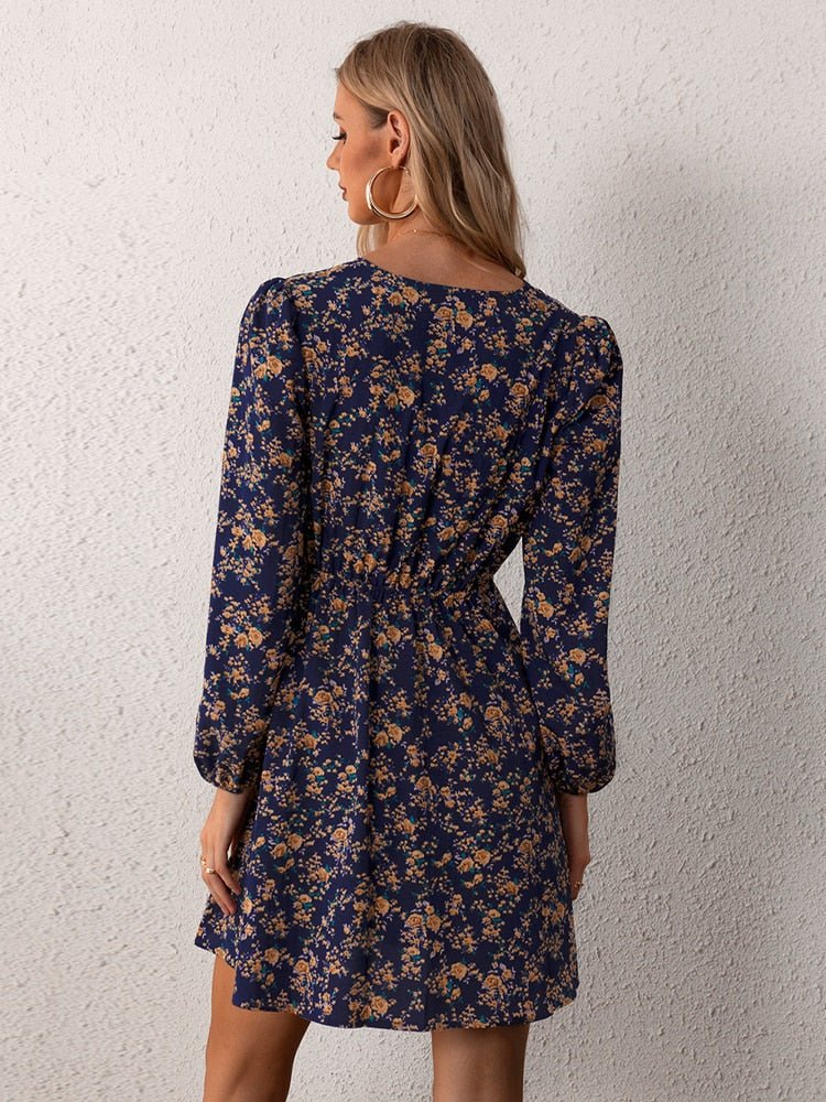 Romantisches Minikleid mit Blumenmuster