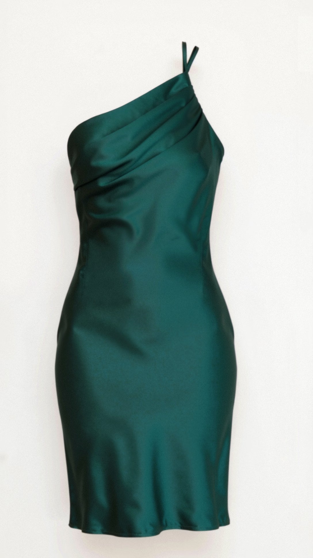 Elegantes Satin-Trägerkleid – Zeitlose Schönheit für besondere Anlässe