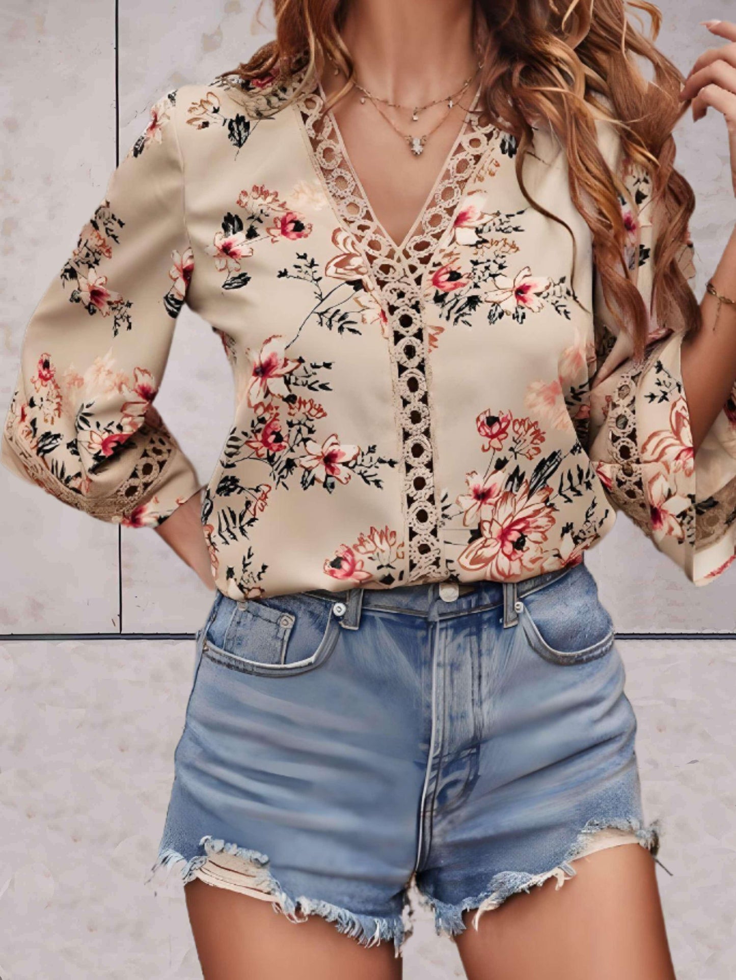 Damen V-Ausschnitt Bluse mit Blumenmuster und halblangen Ärmeln