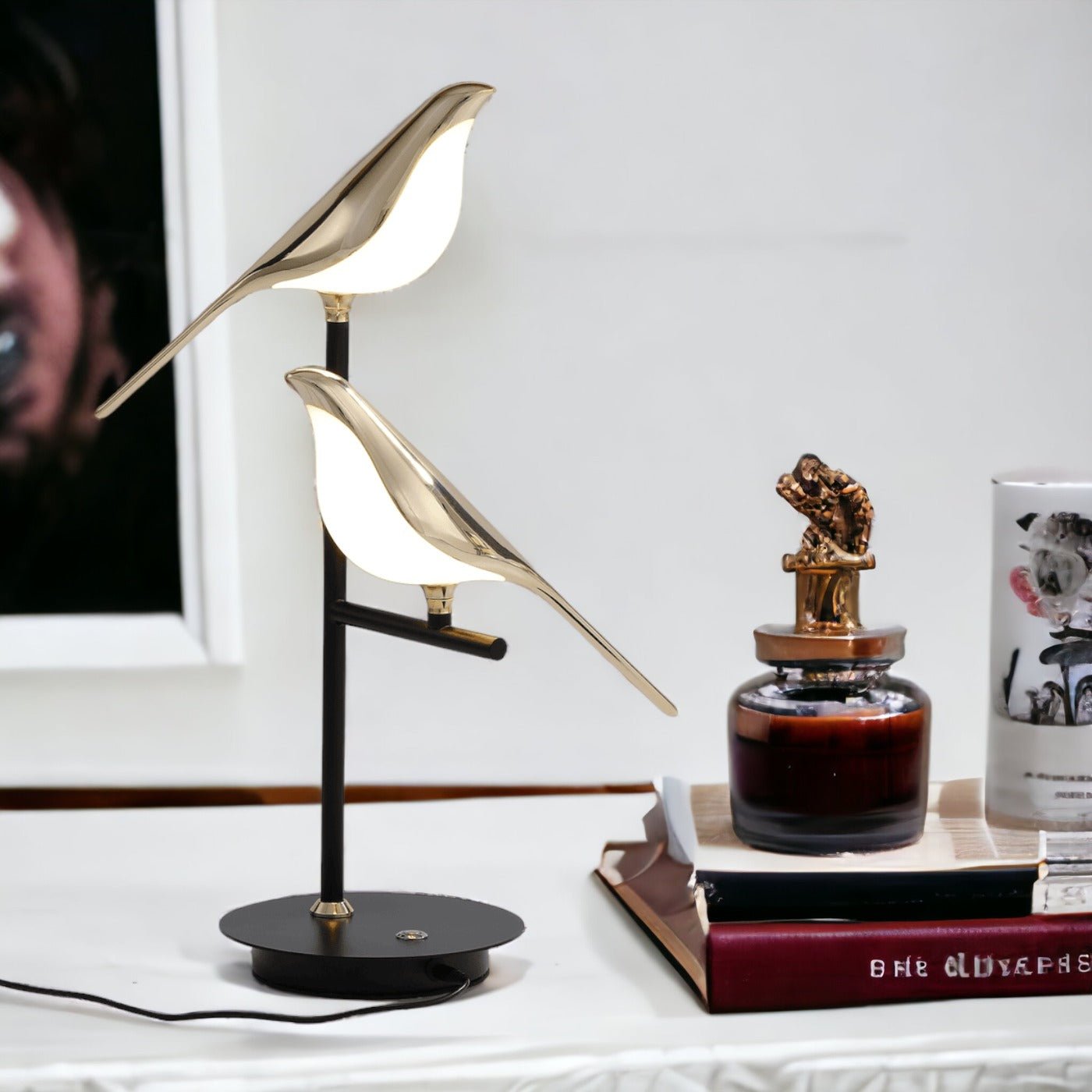 Kabellose LED-Tischlampe mit doppelt vogelähnlichem Design und warmem Licht