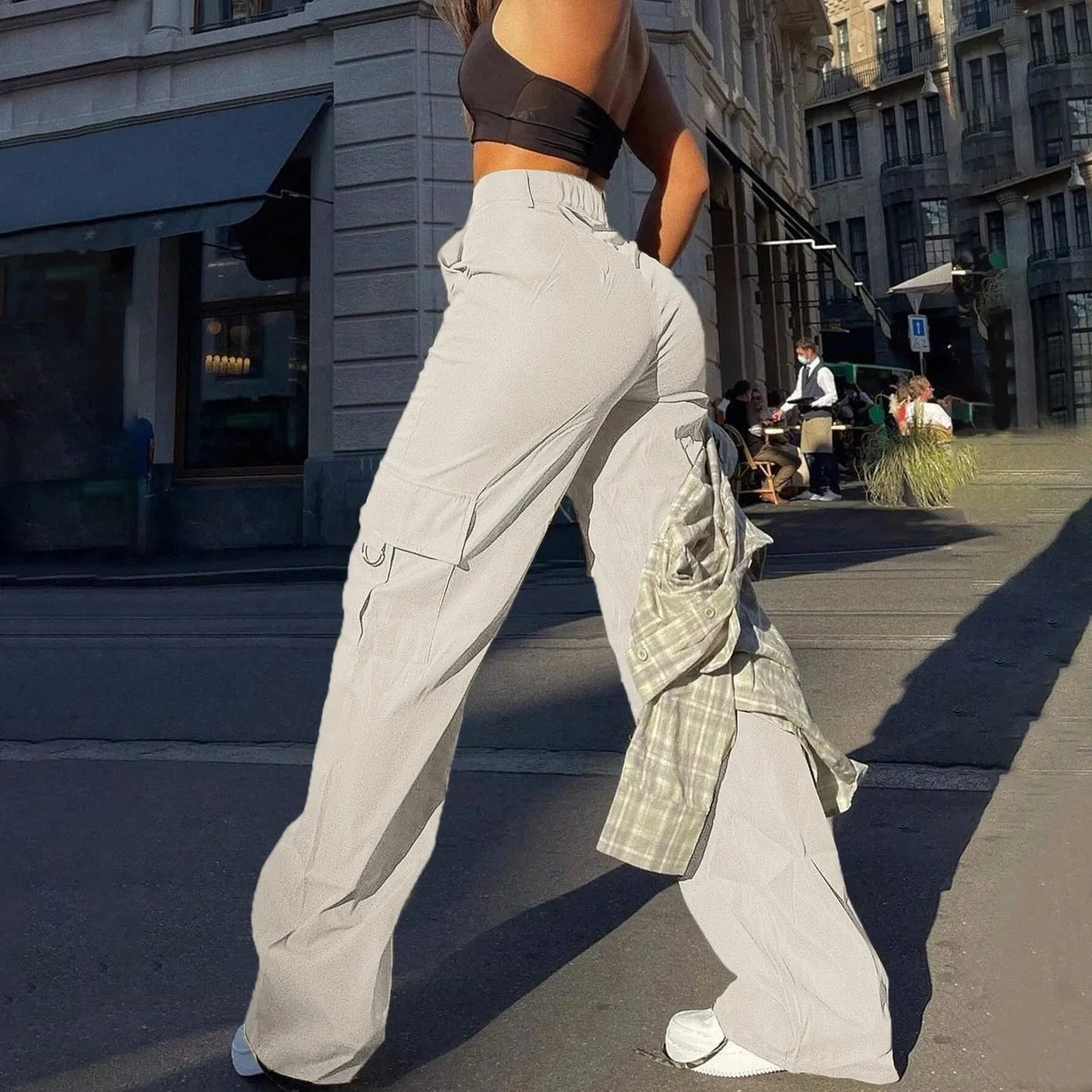 Damen Cargo-Hose mit weitem Bein und großen Seitentaschen