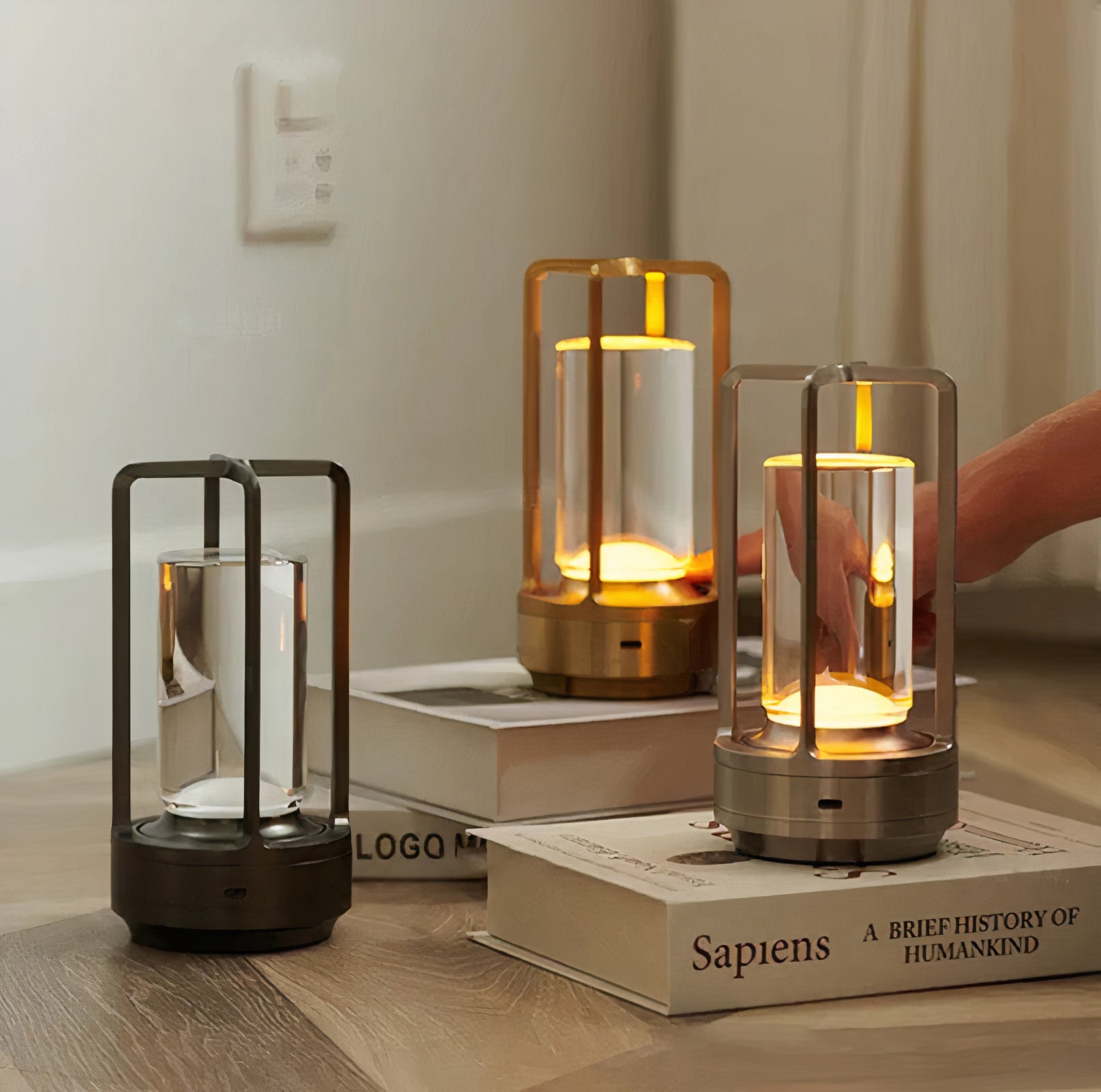 Dimmbare Tischlampe mit handpoliertem Kristallglas