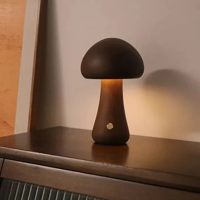 Kabellose Pilzform-Tischlampe aus Holz mit warmem LED-Licht