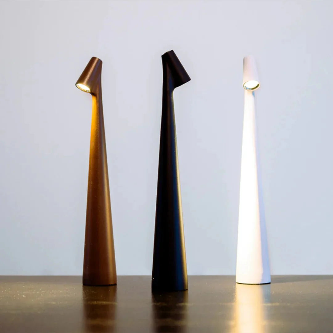 Minimalistische dimmbare Tischleuchte mit Touch in modernem Design