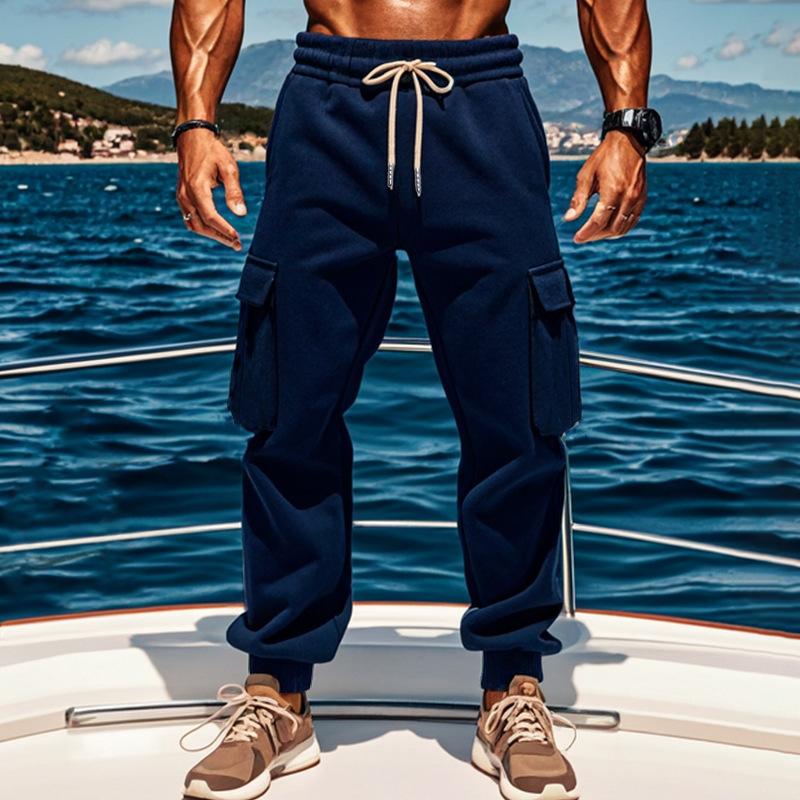 Herren Jogginghose mit elastischem Bund und mehreren Taschen aus Plüschstoff