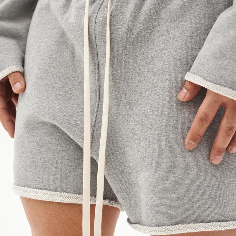 Herren Baumwoll-Shorts mit Rohkanten und Loose Fit