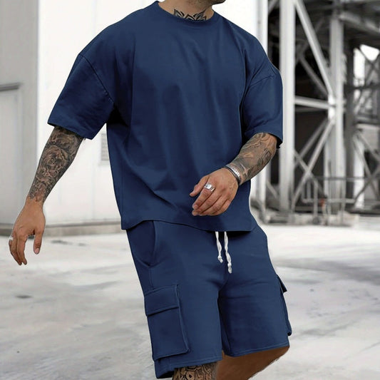 Set aus Freizeit-T-Shirt mit kurzen Ärmeln und Shorts für Herren