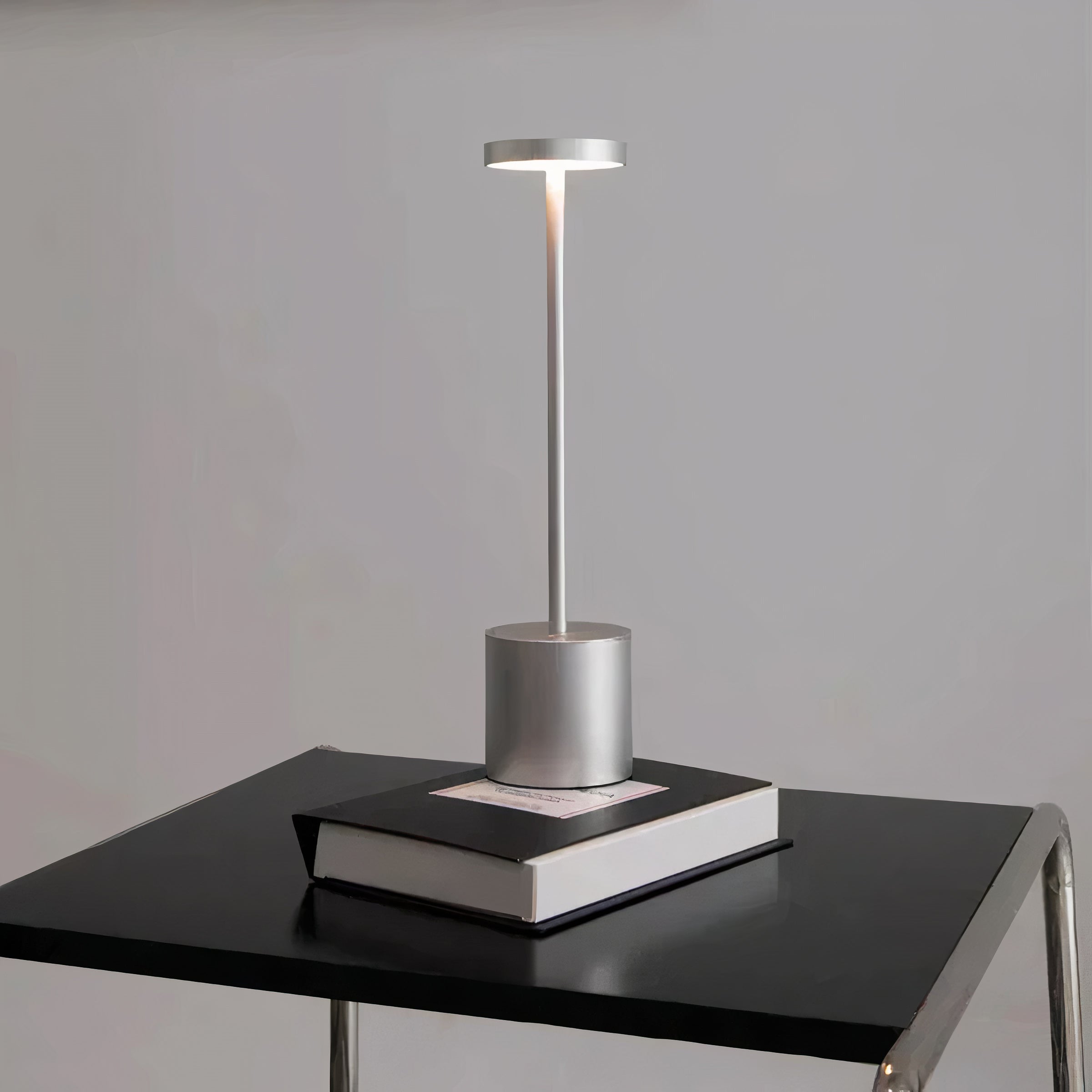 Elegante kabellose Tischleuchte