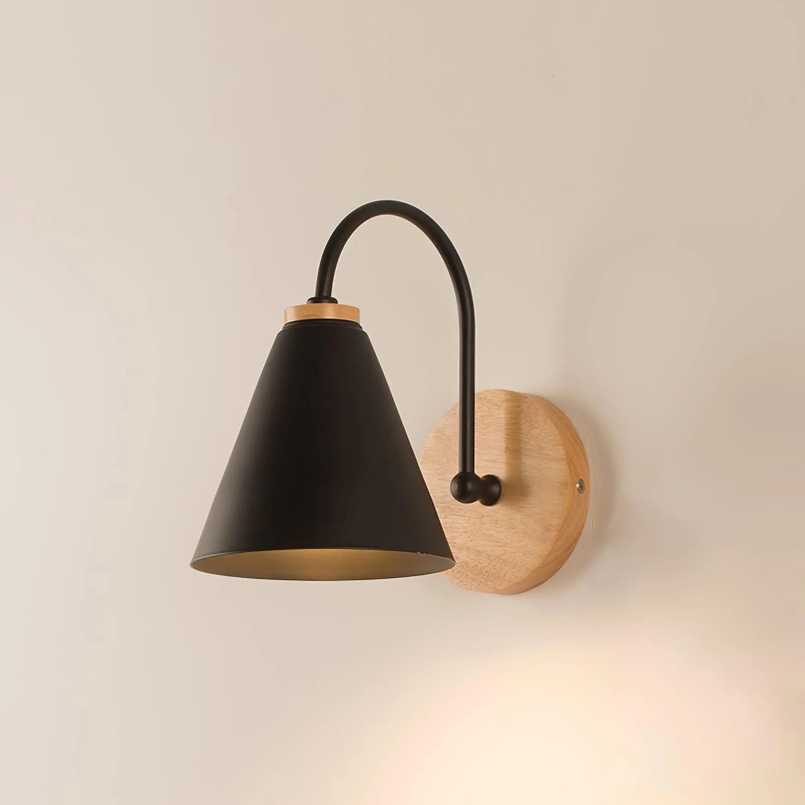 Wandlampe im skandinavischen Stil