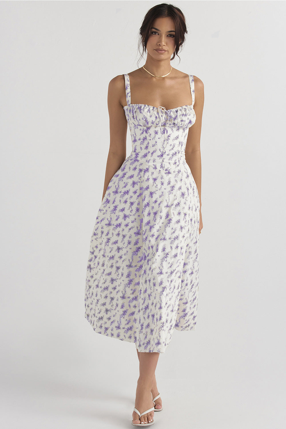 Midikleid mit Blumendruck und Schlitz