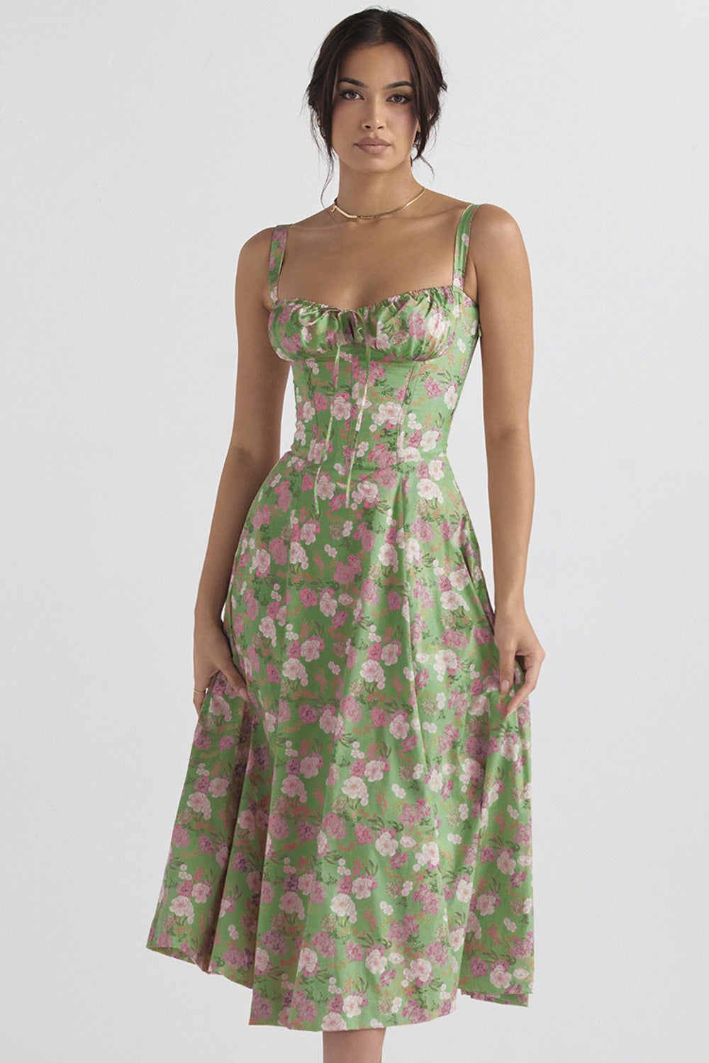 Midikleid mit Blumendruck und Schlitz