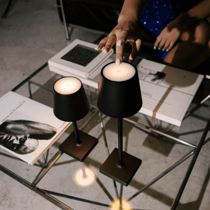 Dimmbare Aufladbare LED-Leuchte